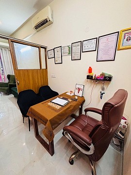 Best gynecologist in delhi, best gynae near me, best gynecologist near me